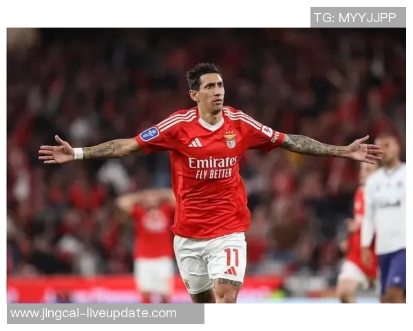 中超历史冷门拜仁逆转本菲卡上演6-2大胜引发全场狂欢