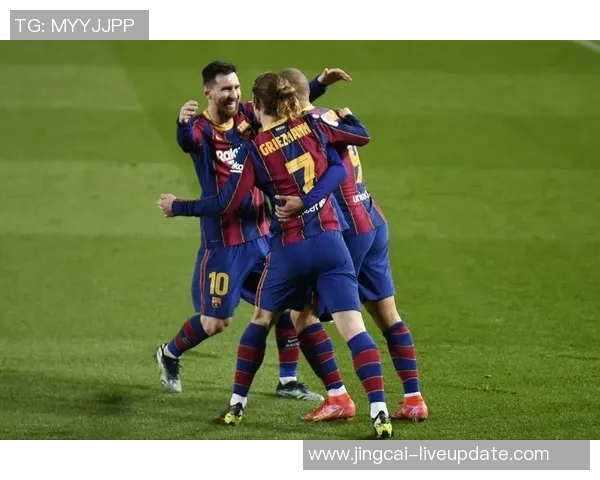 国王杯激战巴萨险胜曼联四比三全场沸腾瞬间回顾