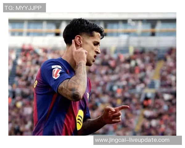 巴萨友谊赛大胜巴黎圣日耳曼帽子戏法引发全场狂欢分析